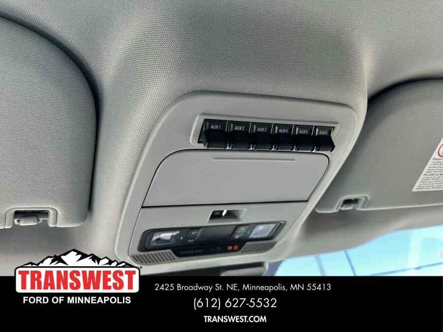 2025 Ford Super Duty F-550 | Photo 14 of 15