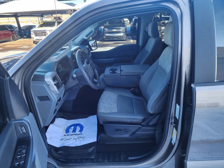 2023 Ford F-150 XL | Photo 10 of 27