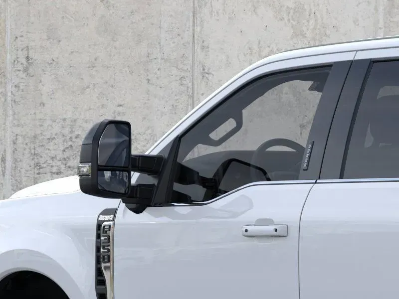 2026 Ford Super Duty F-350 | Photo 16 of 18