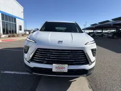 2025 Buick Enclave Preferred | Thumbnail Photo 7 of 23