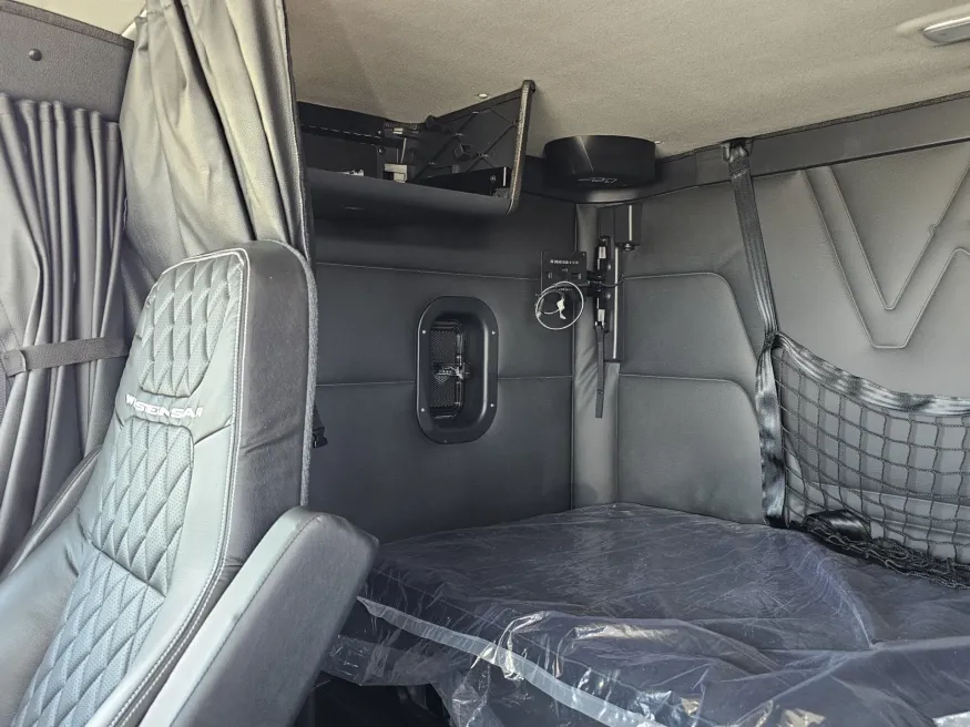 2025 Western Star 49X | Photo 13 of 41