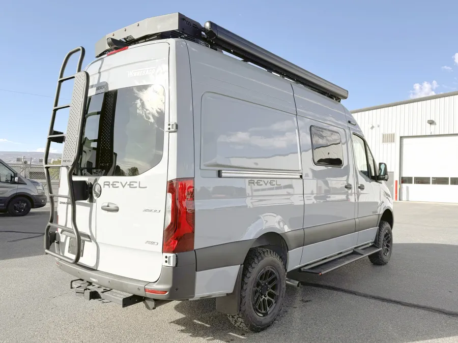 2026 Winnebago Revel 44E | Photo 12 of 15