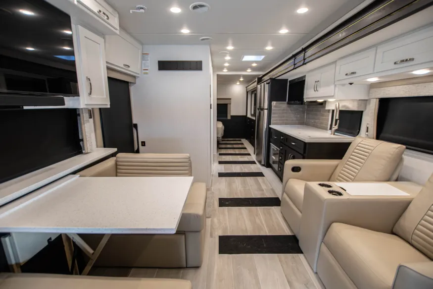 2026 Newmar Grand Star 3444 | Photo 3 of 23