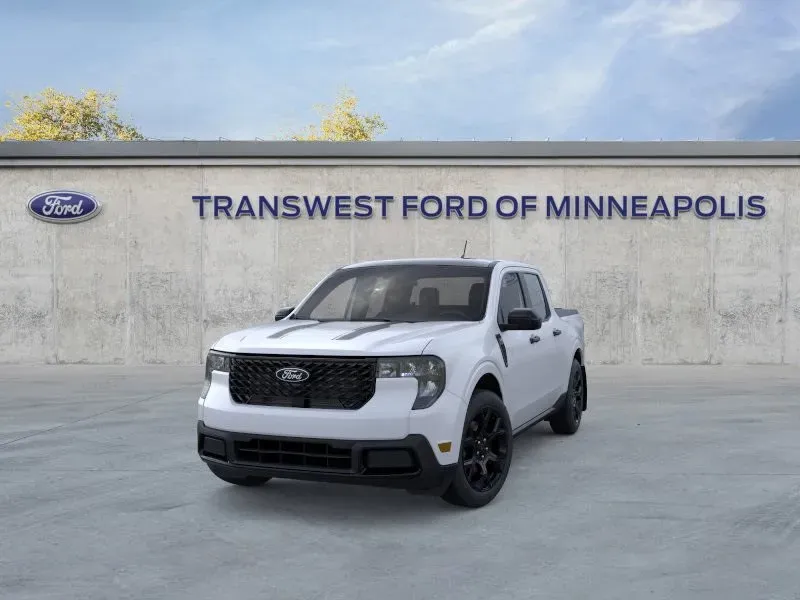 2025 Ford Maverick | Photo 2 of 24