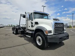 2024 Mack GU813 | Thumbnail Photo 3 of 17
