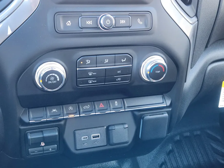 2026 GMC Sierra 1500 Pro | Photo 15 of 21