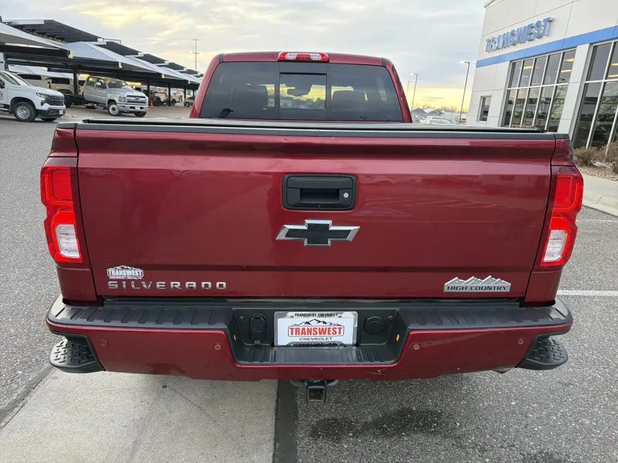 2018 Chevrolet Silverado 1500 High Country | Photo 3 of 20