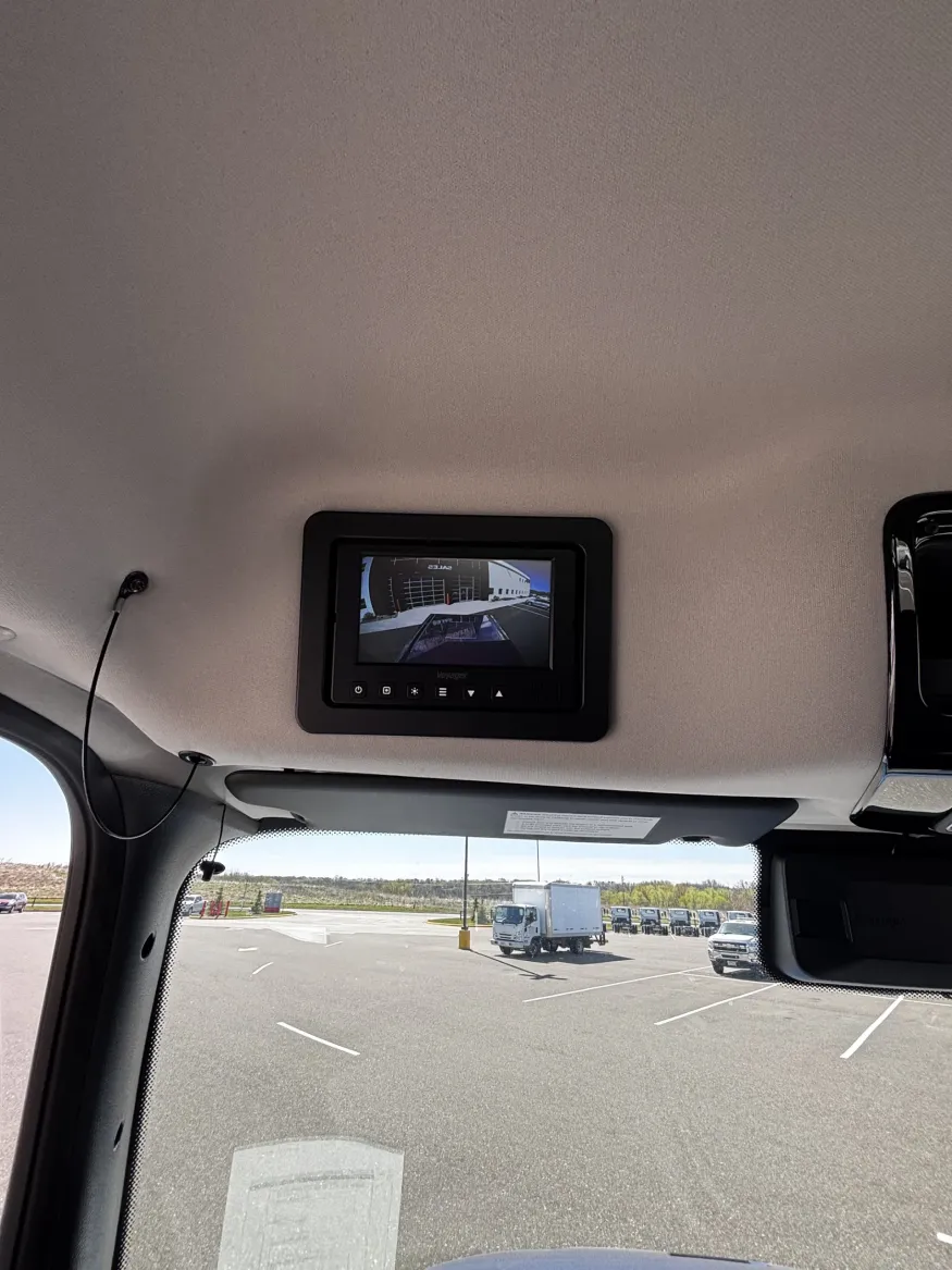 2025 Freightliner M2 106 Summit Hauler | Photo 16 of 27