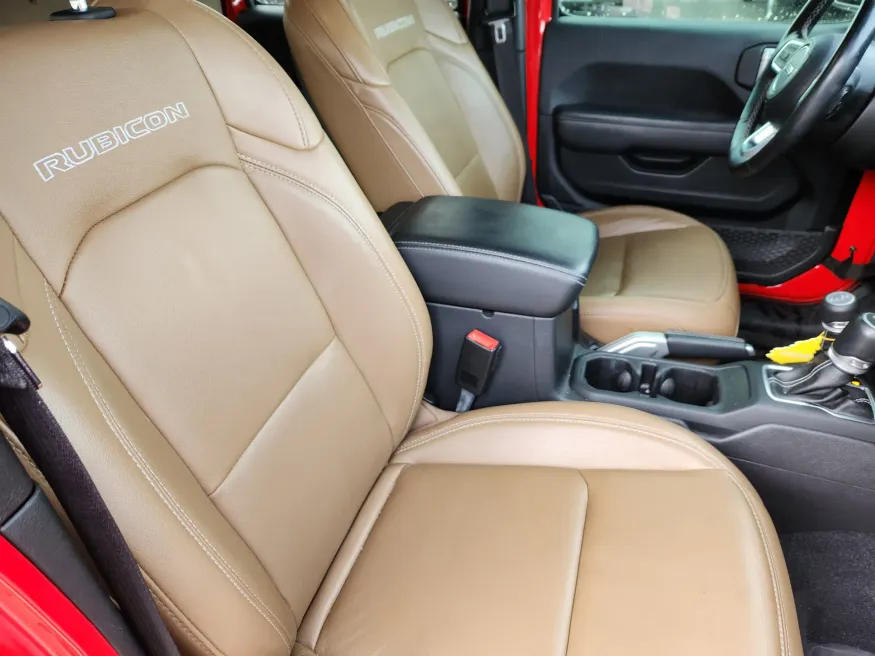 2021 Jeep Wrangler Unlimited Rubicon | Photo 13 of 25