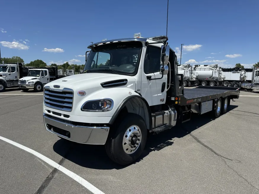 2026 Freightliner M2 106 | Photo 1 of 19