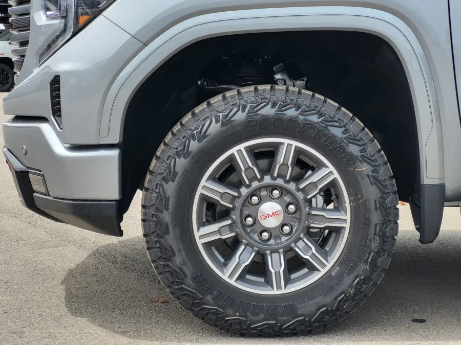 2026 GMC Sierra 1500 AT4 | Photo 8 of 26