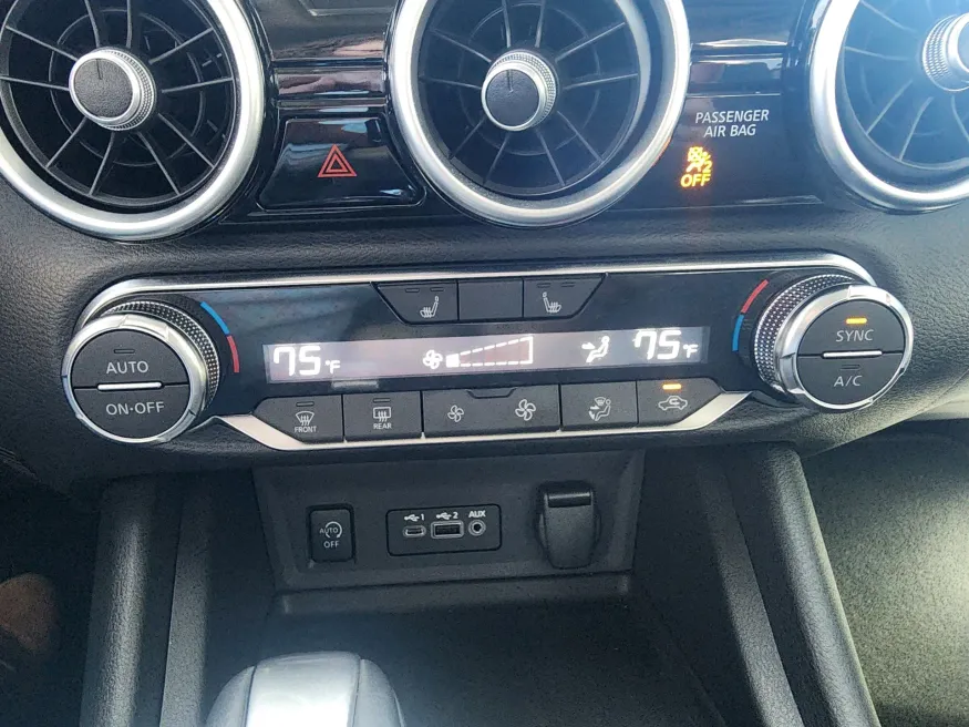 2024 Nissan Sentra SR | Photo 18 of 22