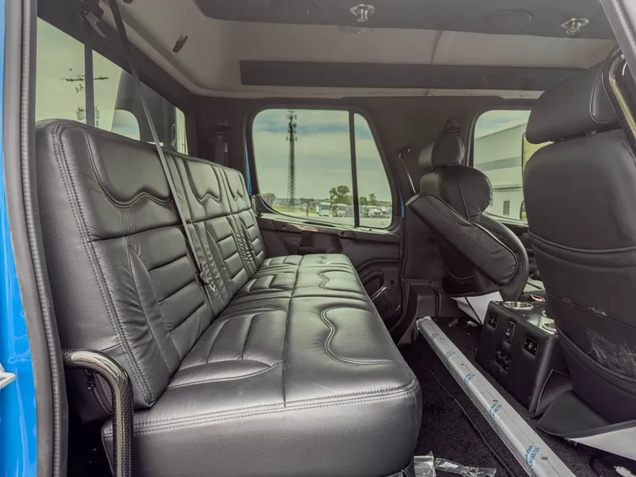 2024 Freightliner M2 106 Bolt | Photo 11 of 13
