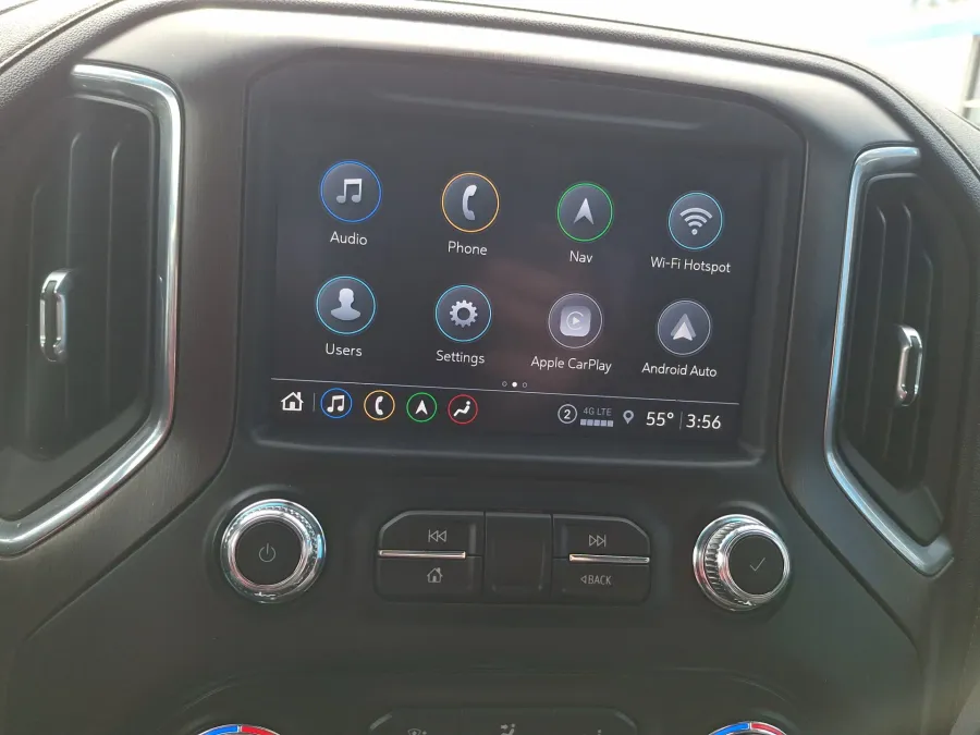 2022 GMC Sierra 2500HD AT4 | Photo 17 of 20