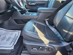 2024 GMC Sierra 2500HD Denali | Thumbnail Photo 8 of 31