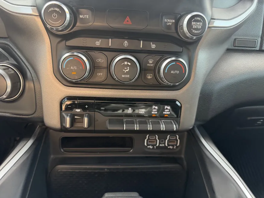 2020 RAM 1500 Big Horn | Photo 17 of 19