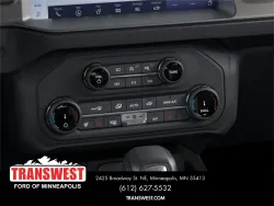 2025 Ford Bronco | Thumbnail Photo 16 of 25