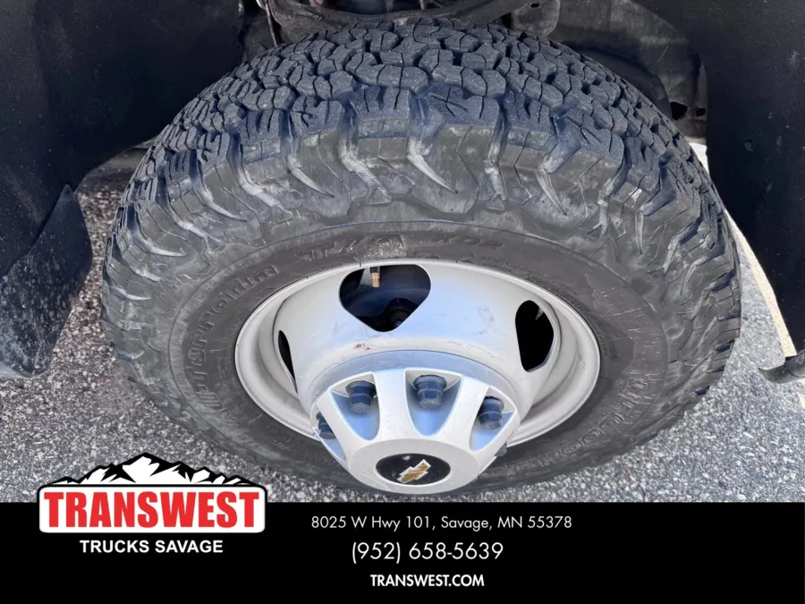 2023 Chevrolet 3500 | Photo 14 of 18