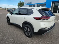 2023 Nissan Rogue SV | Thumbnail Photo 2 of 17