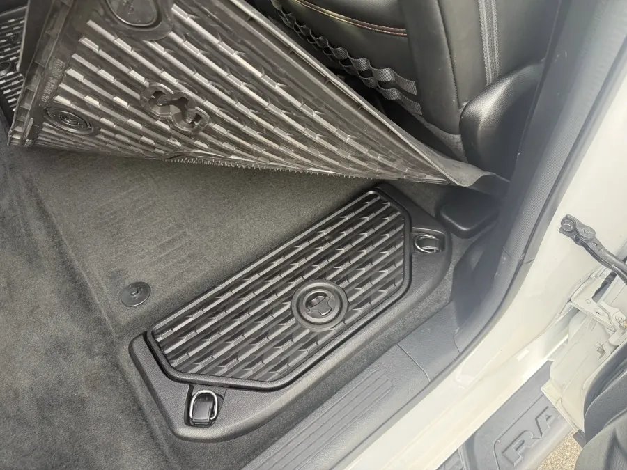 2021 RAM 1500 Big Horn | Photo 14 of 29