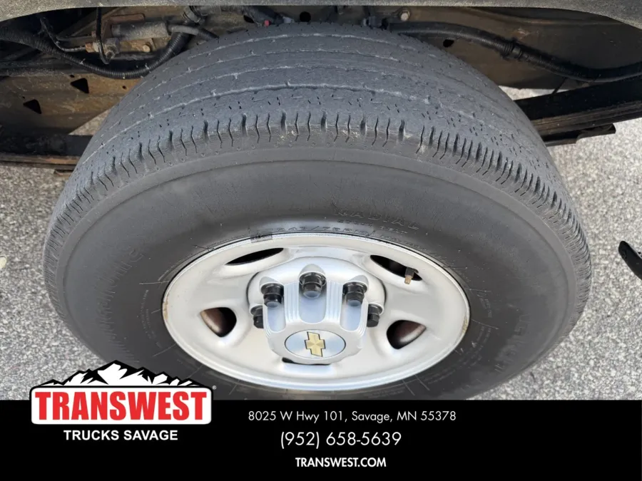 2021 Chevrolet Express | Photo 6 of 18