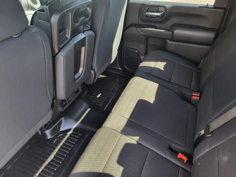 2026 GMC Sierra 2500HD Pro | Photo 21 of 24