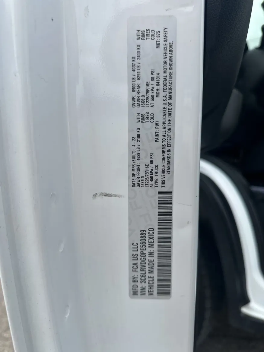 2023 RAM ProMaster 2500 High Roof | Photo 15 of 16