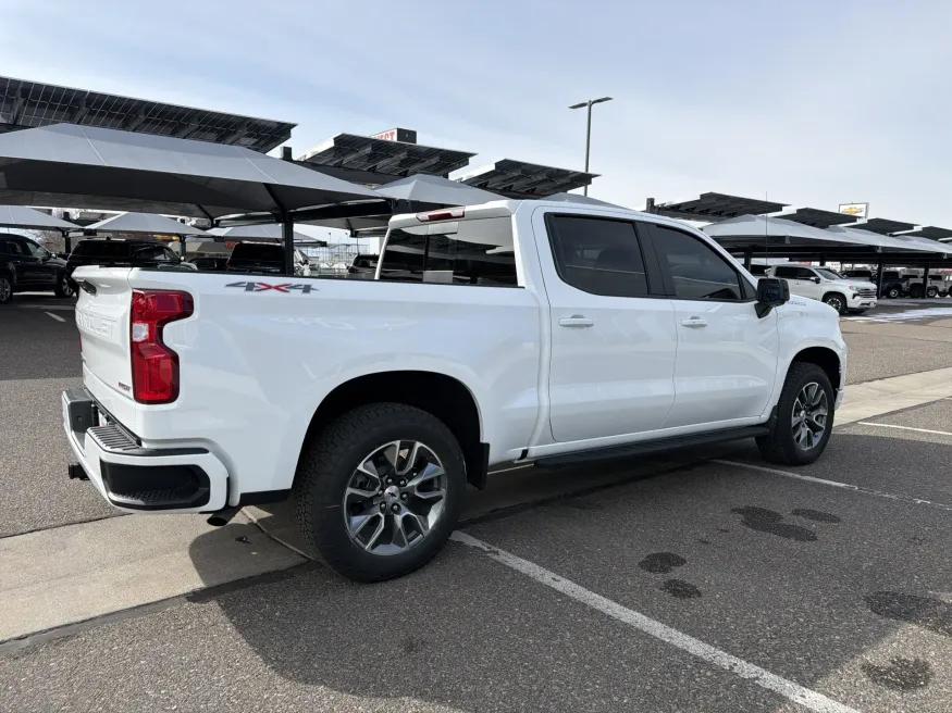 2026 Chevrolet Silverado 1500 RST | Photo 4 of 22