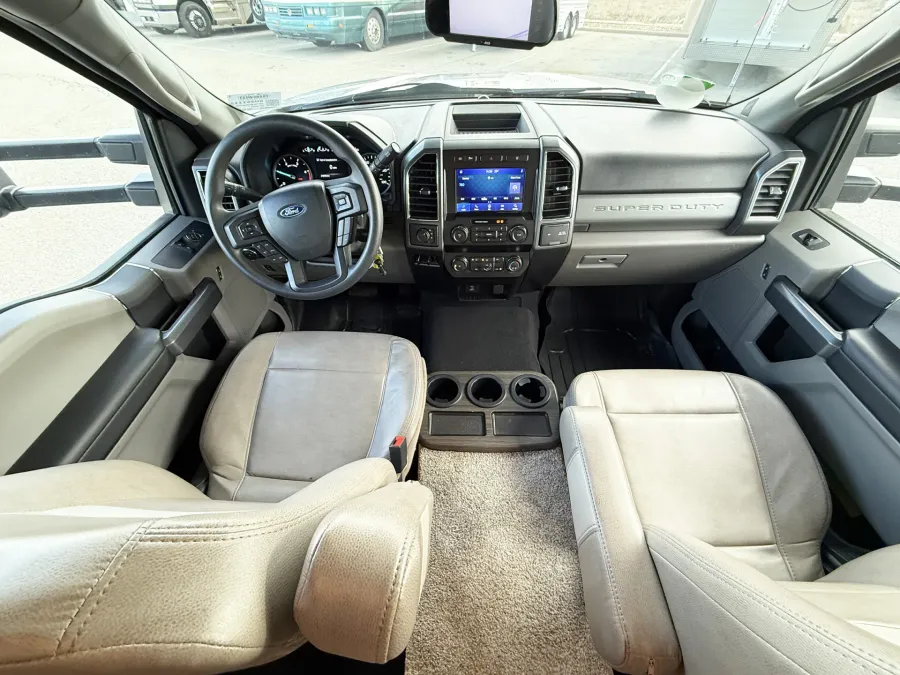 2023 Thor Magnitude SV34 | Photo 7 of 26