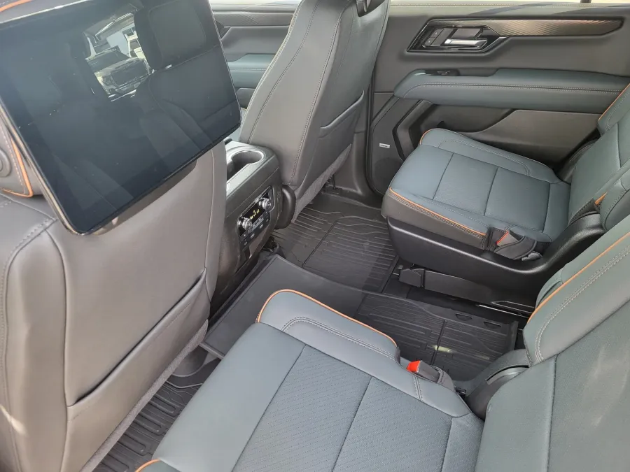 2026 GMC Yukon AT4 | Photo 22 of 26