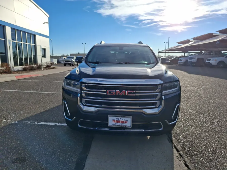 2020 GMC Acadia SLT | Photo 7 of 22