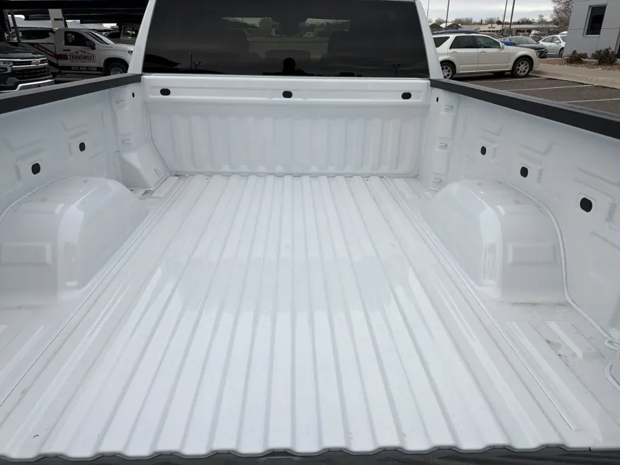 2026 Chevrolet Silverado 1500 LT | Photo 8 of 20