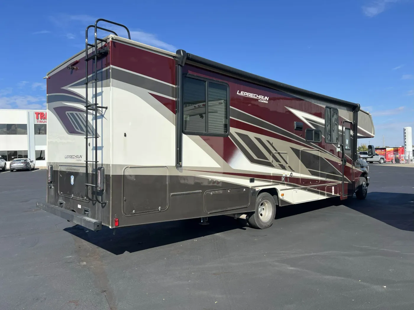2024 Coachmen Leprechaun 319MB | Photo 4 of 12