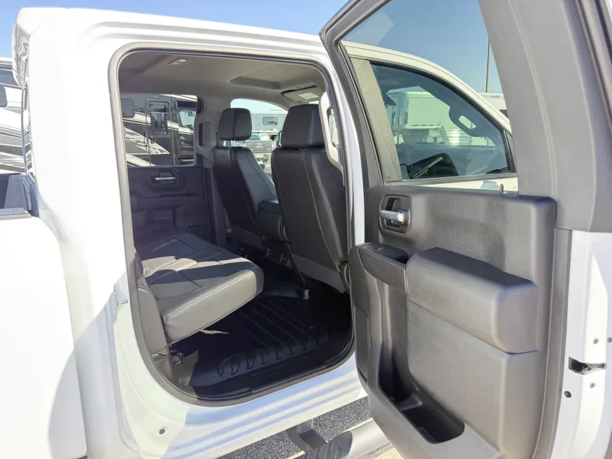 2020 Chevrolet 3500 | Photo 16 of 20