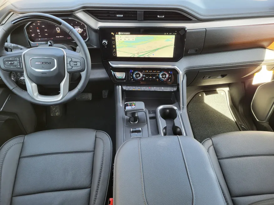 2026 GMC Sierra 1500 Denali | Photo 22 of 26