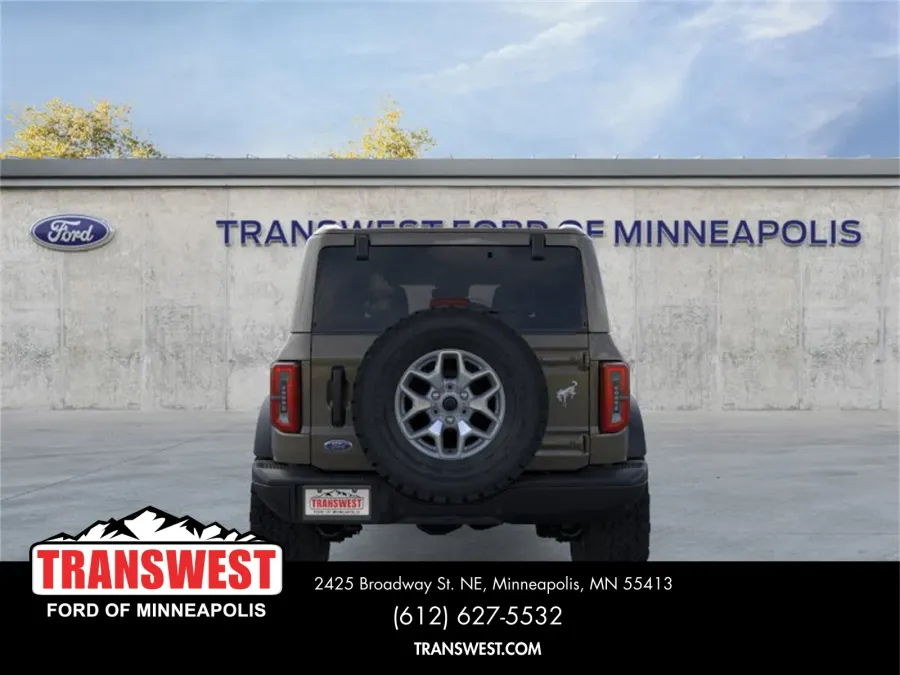 2025 Ford Bronco Badlands | Photo 5 of 25