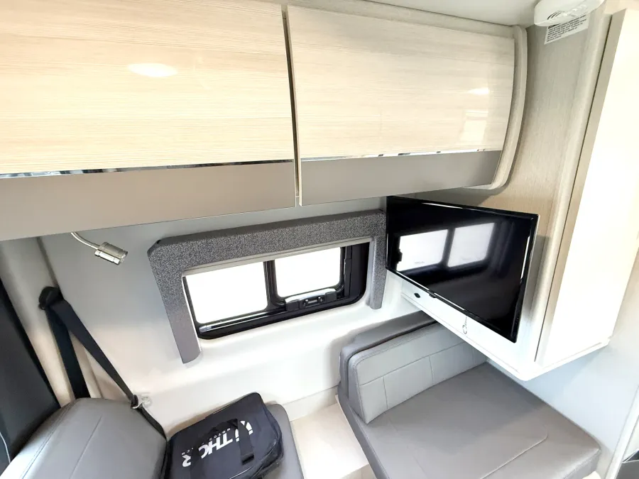 2023 Thor Tranquility 19P | Photo 9 of 16