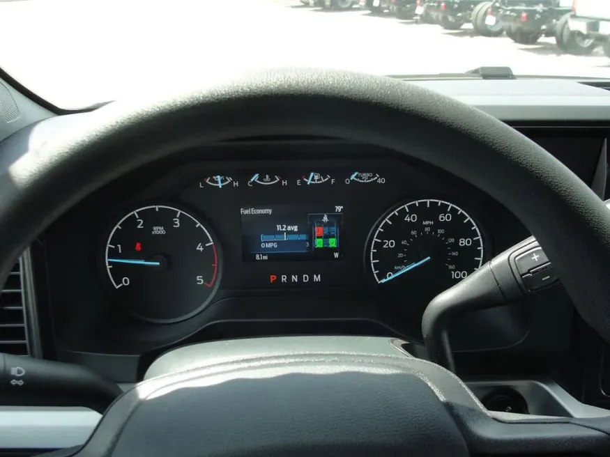 2026 Ford Super Duty F-550 | Photo 20 of 22
