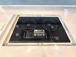 2026 Newmar Dutch Star 4369 | Thumbnail Photo 12 of 34