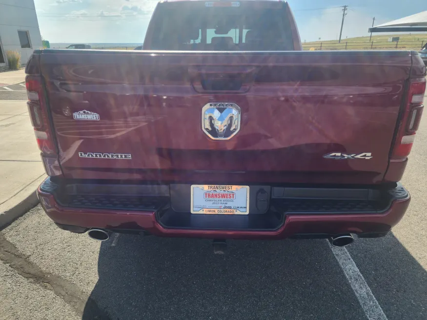 2022 RAM 1500 Laramie | Photo 6 of 32