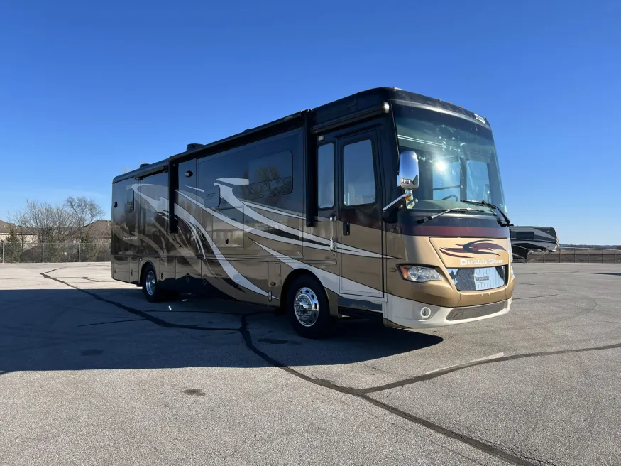 2014 Newmar Dutch Star 3736 | Photo 7 of 22