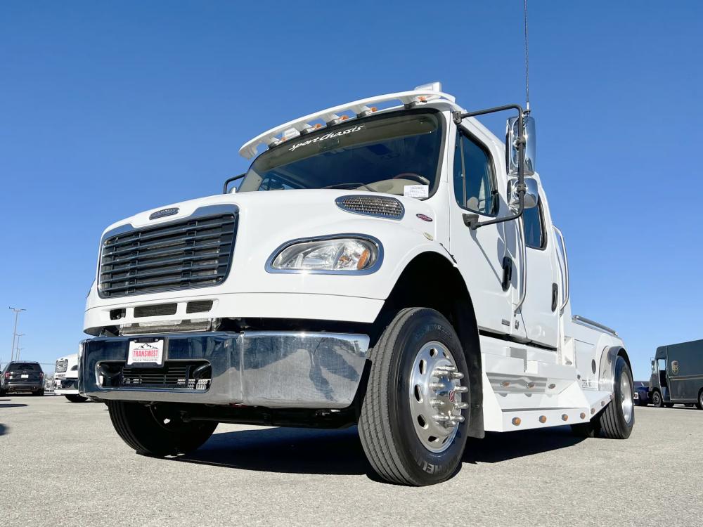 2011 Freightliner M2 106 Sportchassis | Photo 27 of 26