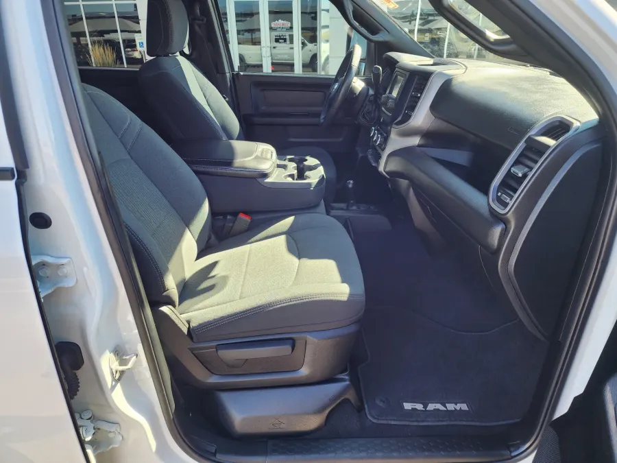 2024 RAM 3500 Tradesman | Photo 15 of 23