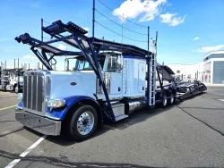 2023 Peterbilt 389 | Thumbnail Photo 1 of 34