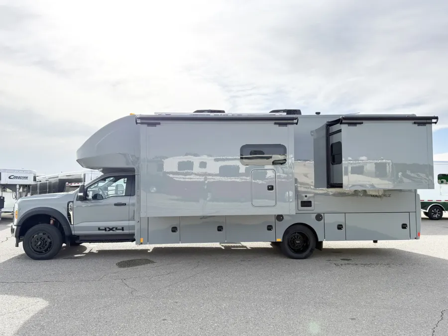 2026 Renegade Veracruz 32VDS | Photo 18 of 24