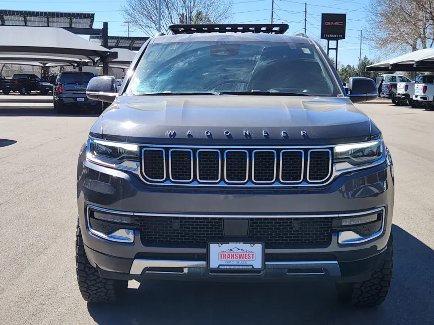 2022 Jeep Wagoneer Series III | Photo 4 of 25