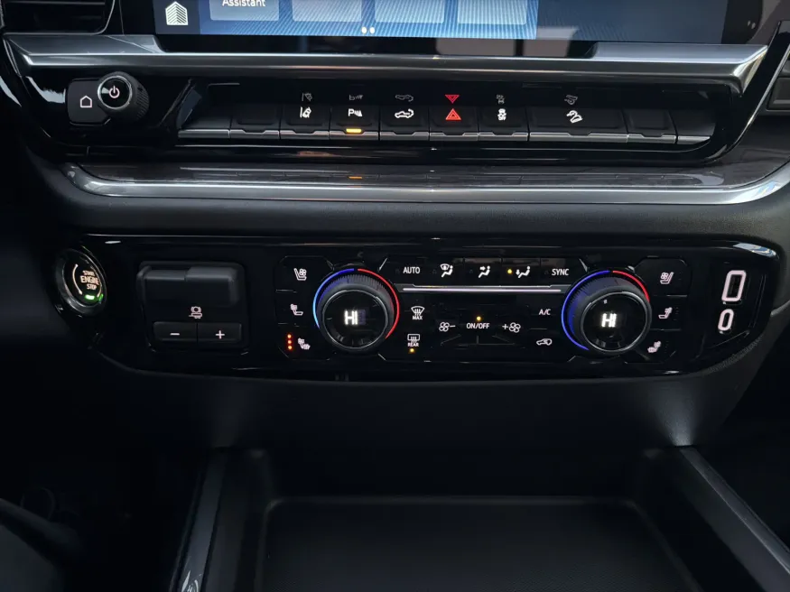 2026 Chevrolet Silverado 2500HD LTZ | Photo 17 of 20