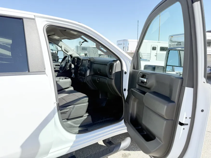 2020 Chevrolet 3500 | Photo 18 of 20