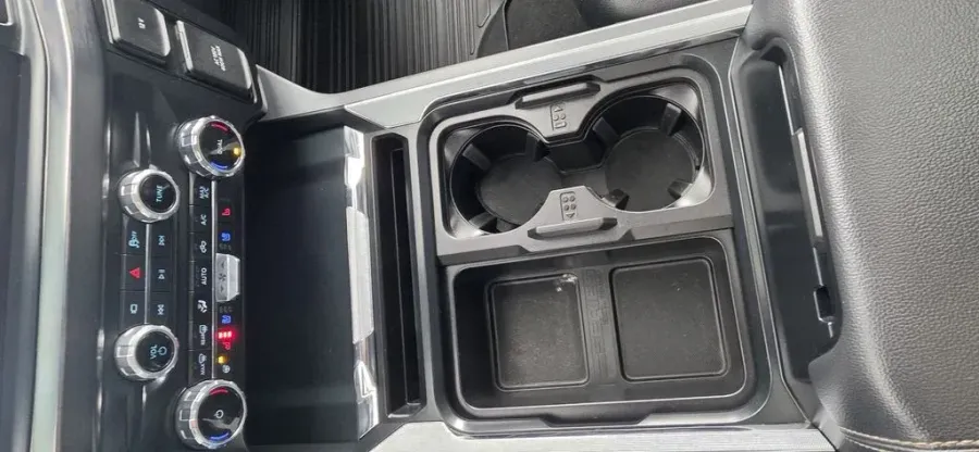 2025 Ford F-250 | Photo 26 of 35