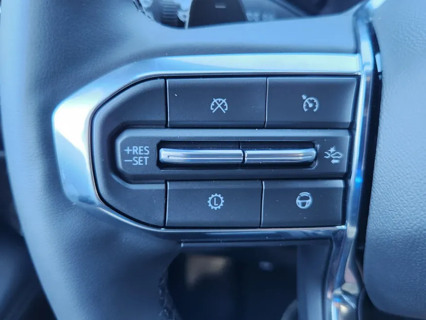 2026 GMC Yukon Elevation | Photo 17 of 25